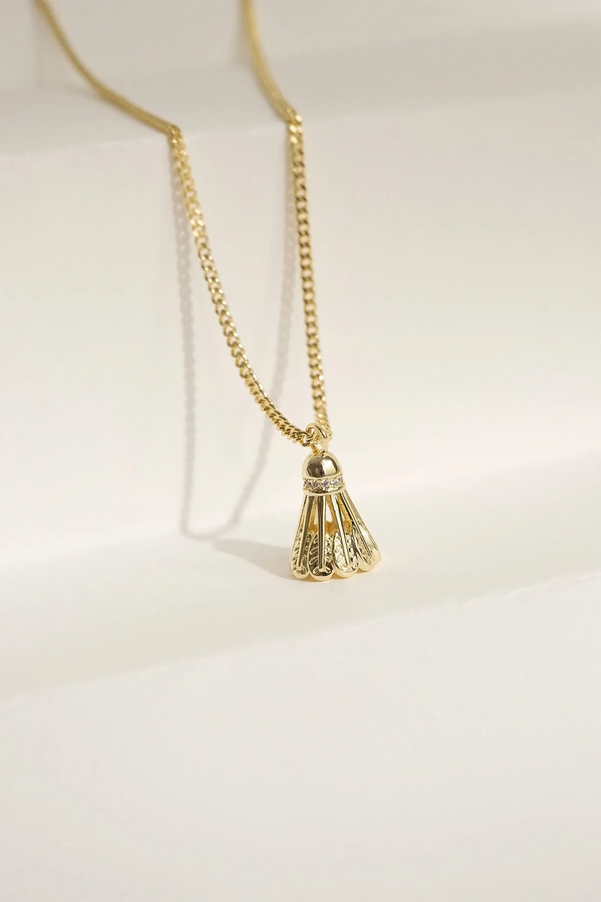 Badminton Necklace in Gold