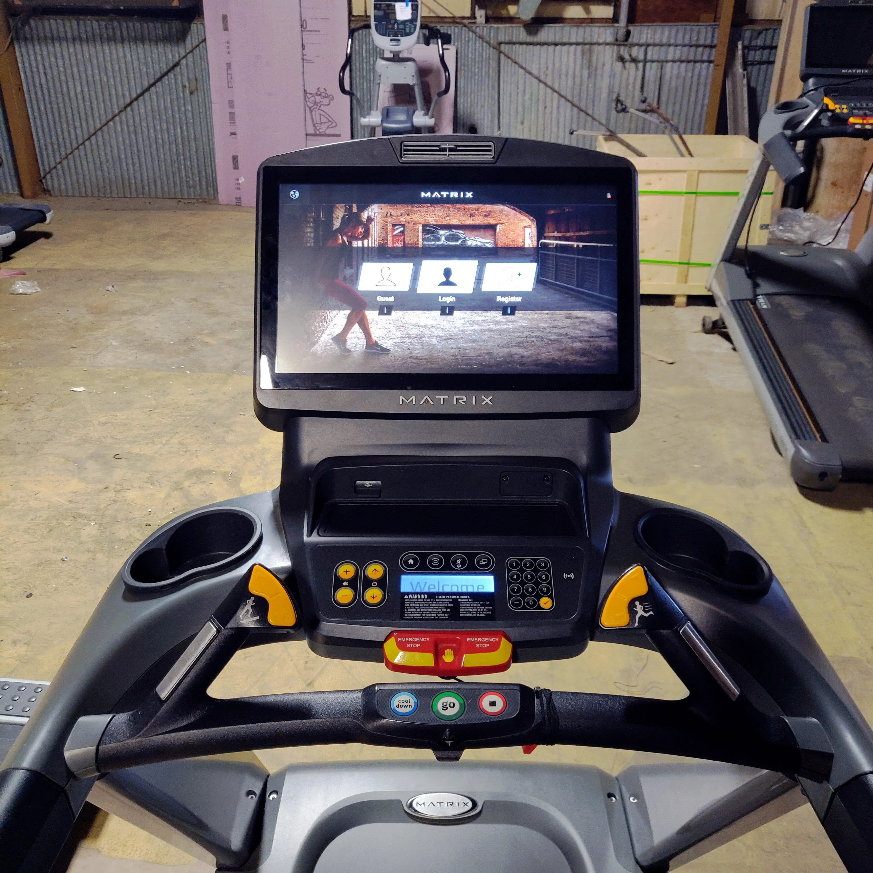 Matrix Treadmill T5x T7x Model with Fully Interactive Screen
