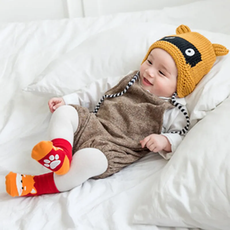 Zoo Fox Non-Slip Socks V1139